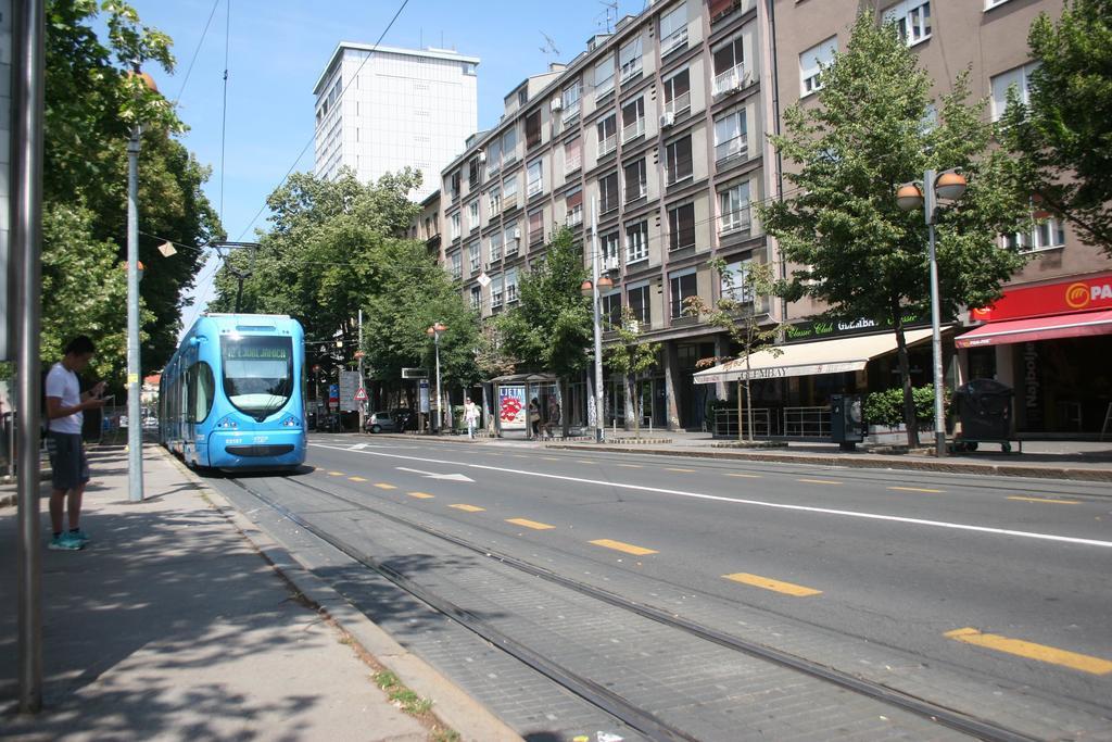 Vla Vla Apartments With Parking Zágráb Kültér fotó